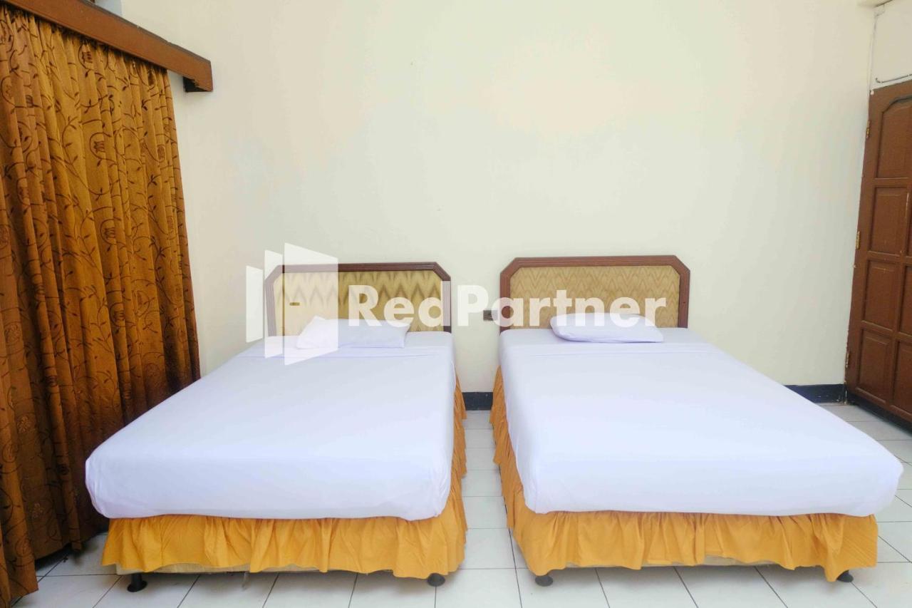Hotel Transit 1 Makassar Redpartner Exterior foto