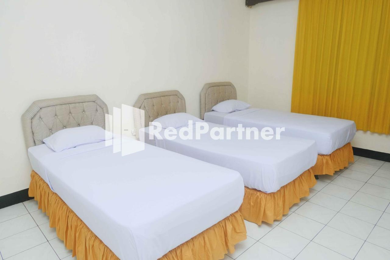 Hotel Transit 1 Makassar Redpartner Exterior foto
