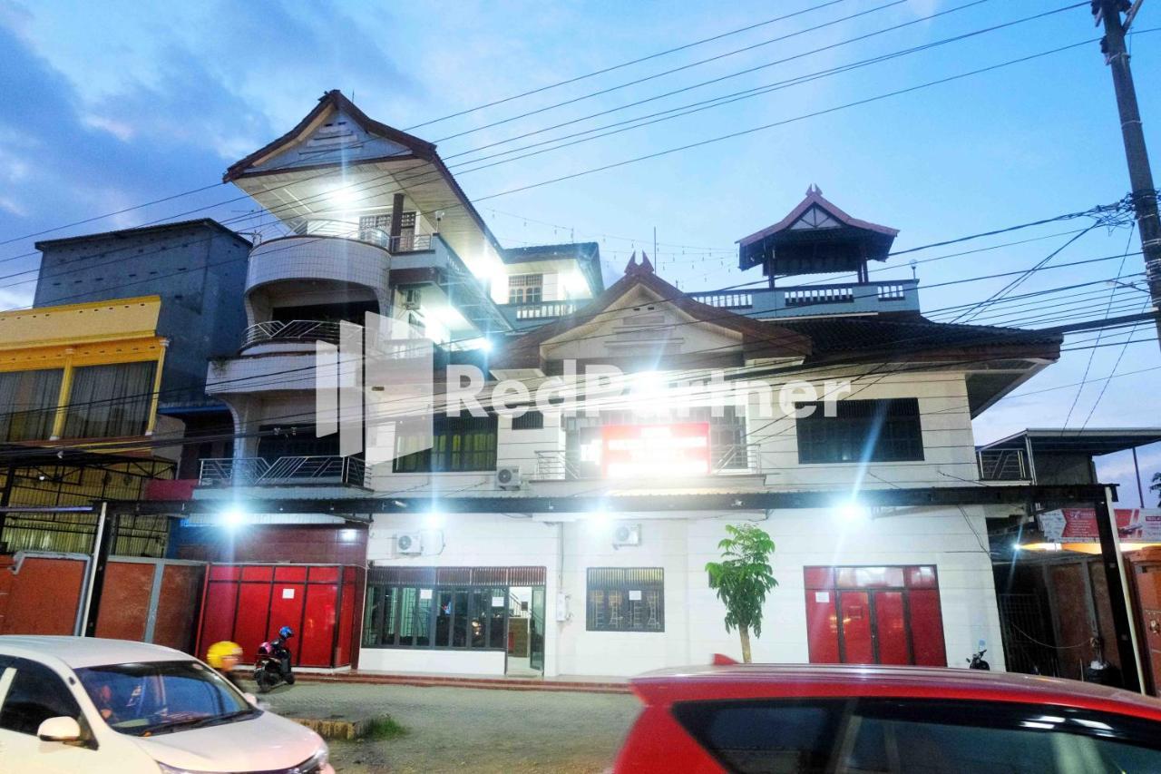Hotel Transit 1 Makassar Redpartner Exterior foto